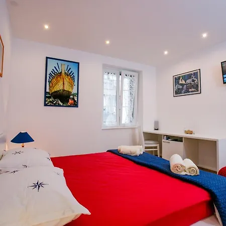 Old Mulberry Гостевой дом 4*