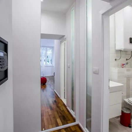 Old Mulberry Гостевой дом 4*