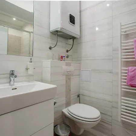 Old Mulberry Сплит