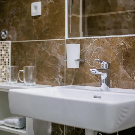 Old Mulberry Гостевой дом 4*